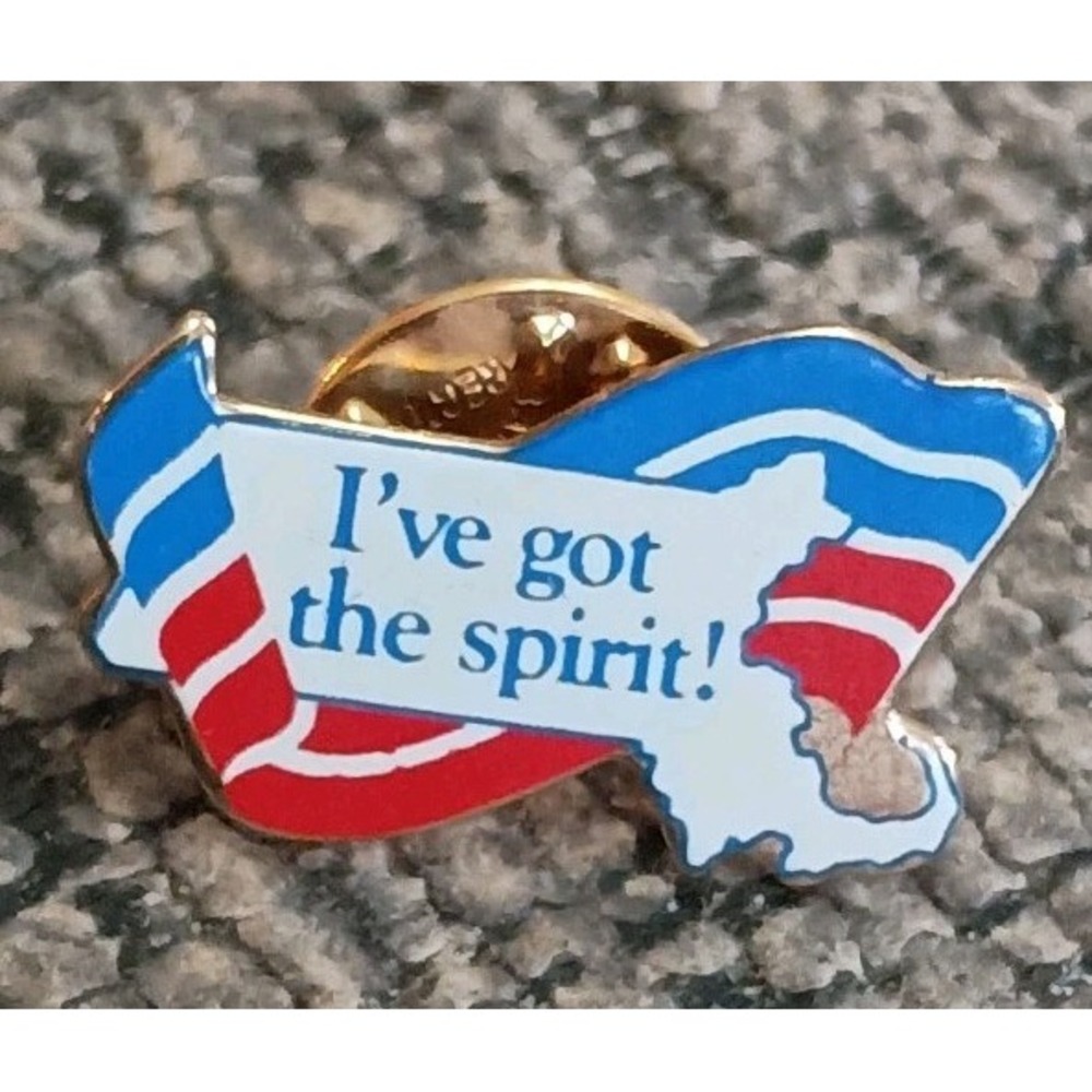 Vintage Massachusetts MA State Tie Tac Hat Lapel Pin I've Got The Spirit Pinback